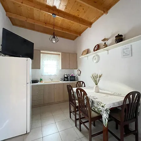 Lefakis Holiday home Ormos (Andros)